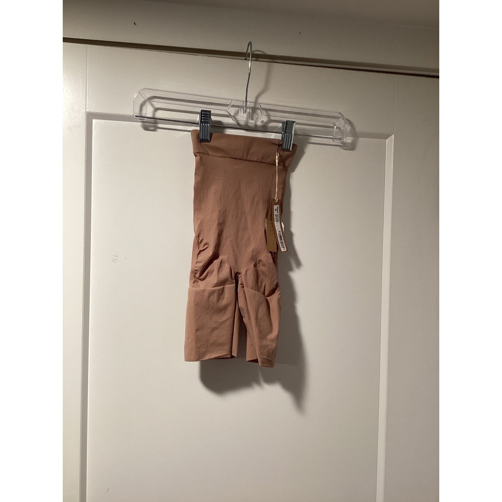 Skims‎ Everyday Sculpt Mid Thigh Short Sienna Shapewear XS SH-SHO-2152 NWT